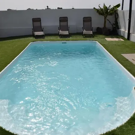 Leona Holiday home *